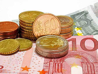 Donations to charities up 10%